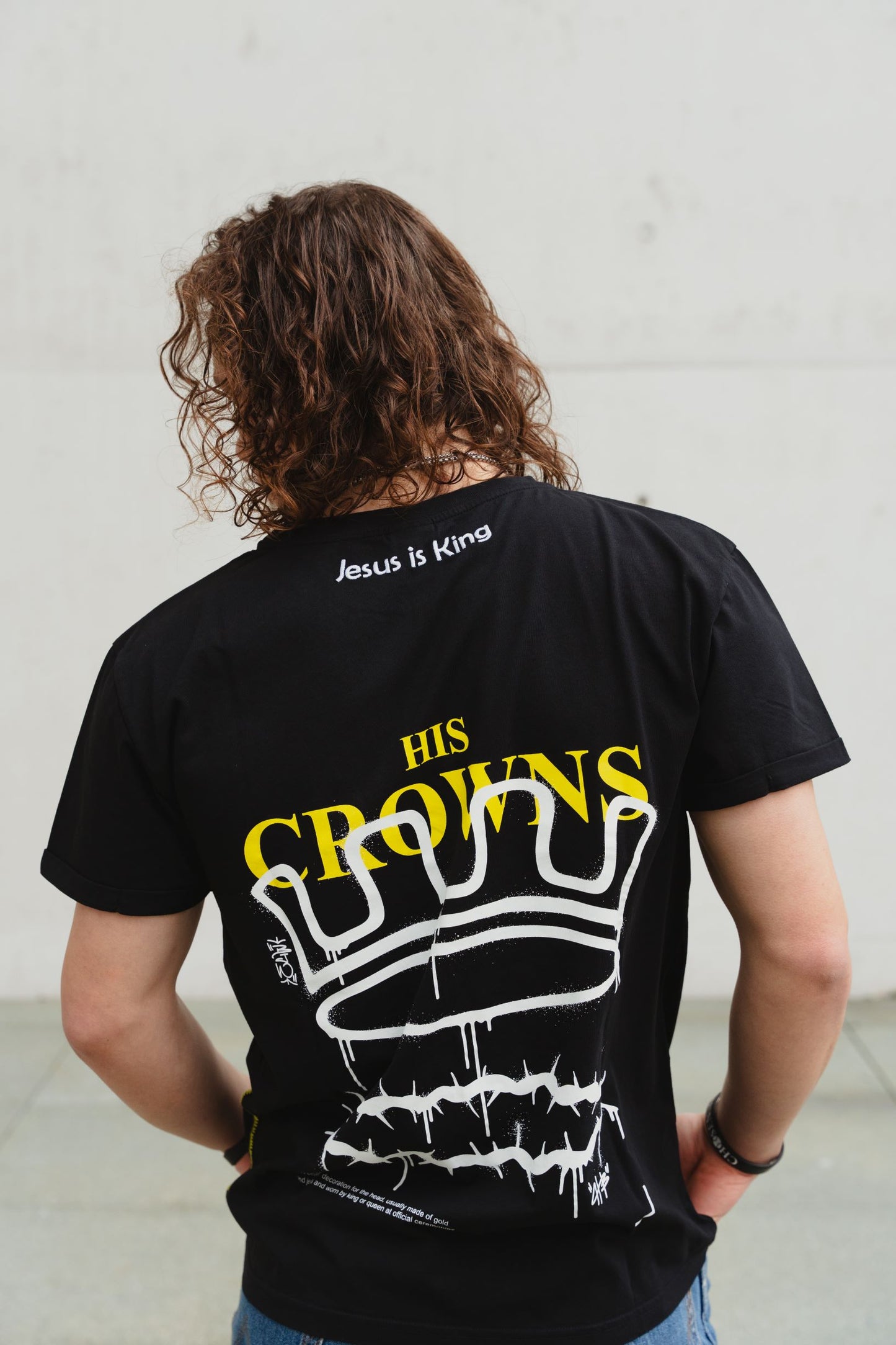 T-Shirt - Jesus is King